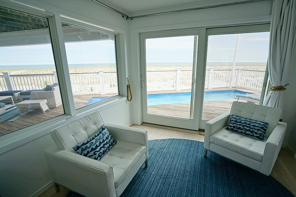 Master Bedroom Sitting Area