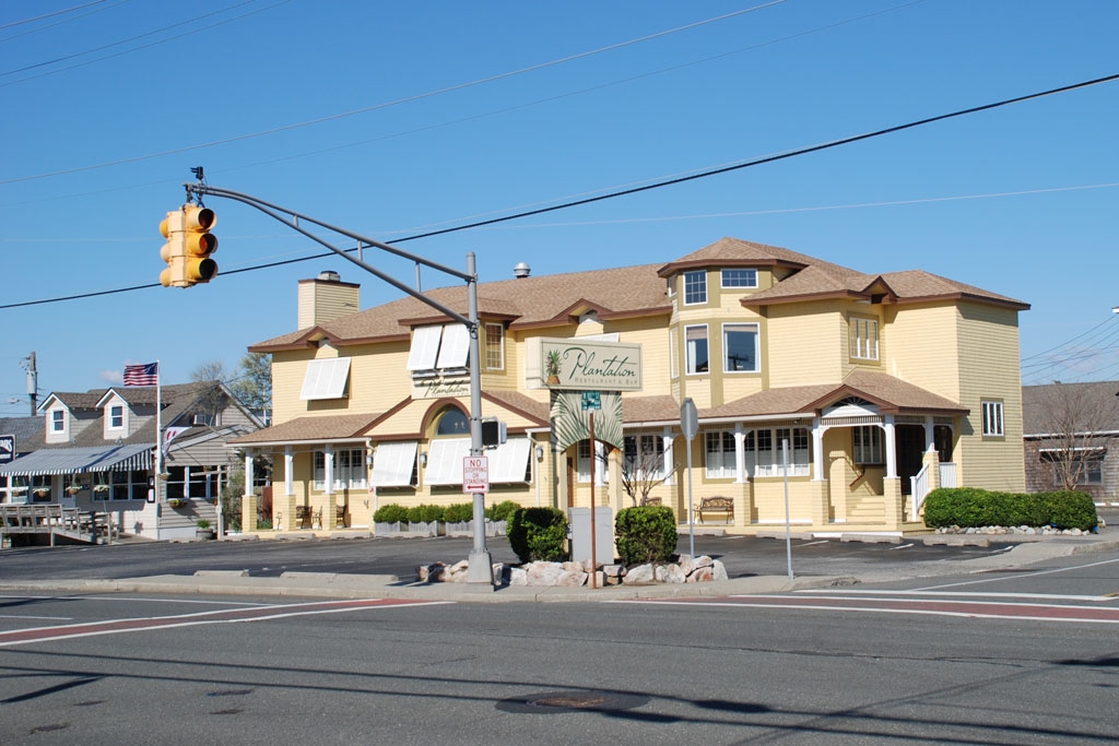 Nearby Plantation Restaurant