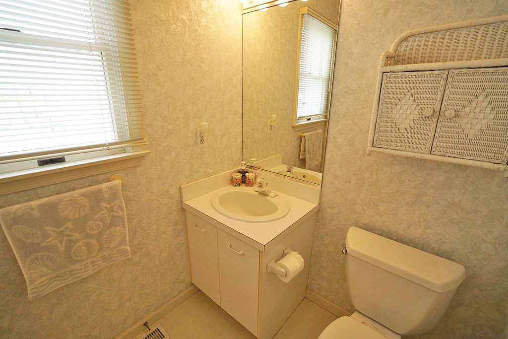 130-A Long Beach Blvd.