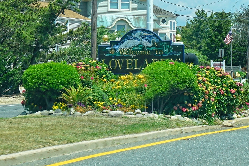 201 Nautilus Drive, Loveladies NJ Joy Luedtke Real Estate, LLC