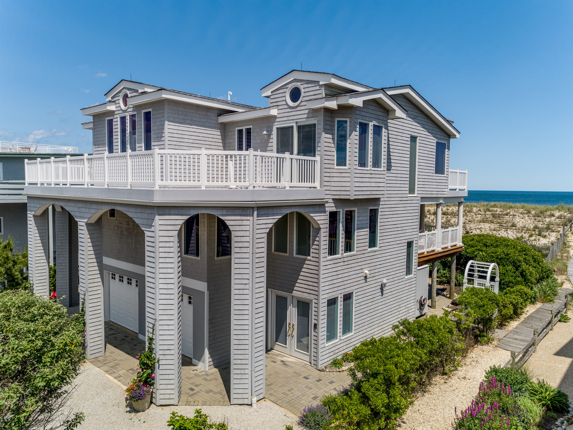 5419-E Long Beach Blvd.