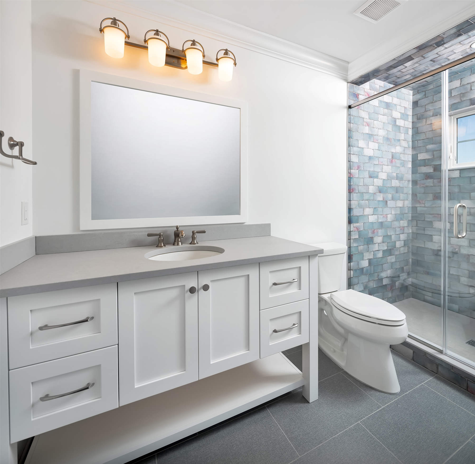 157-C Long Beach Blvd.