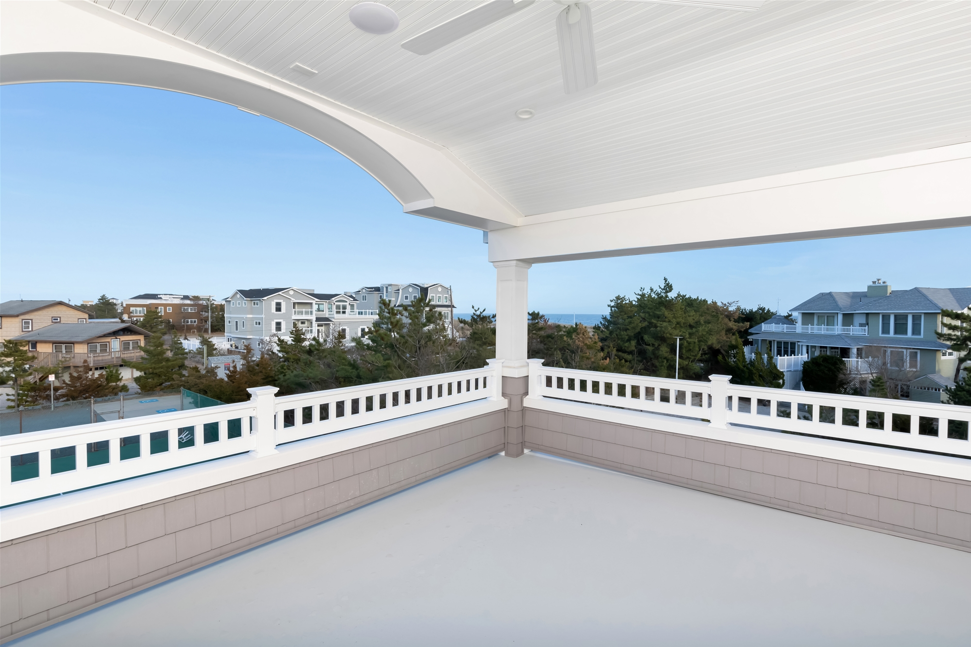 157-C Long Beach Blvd.