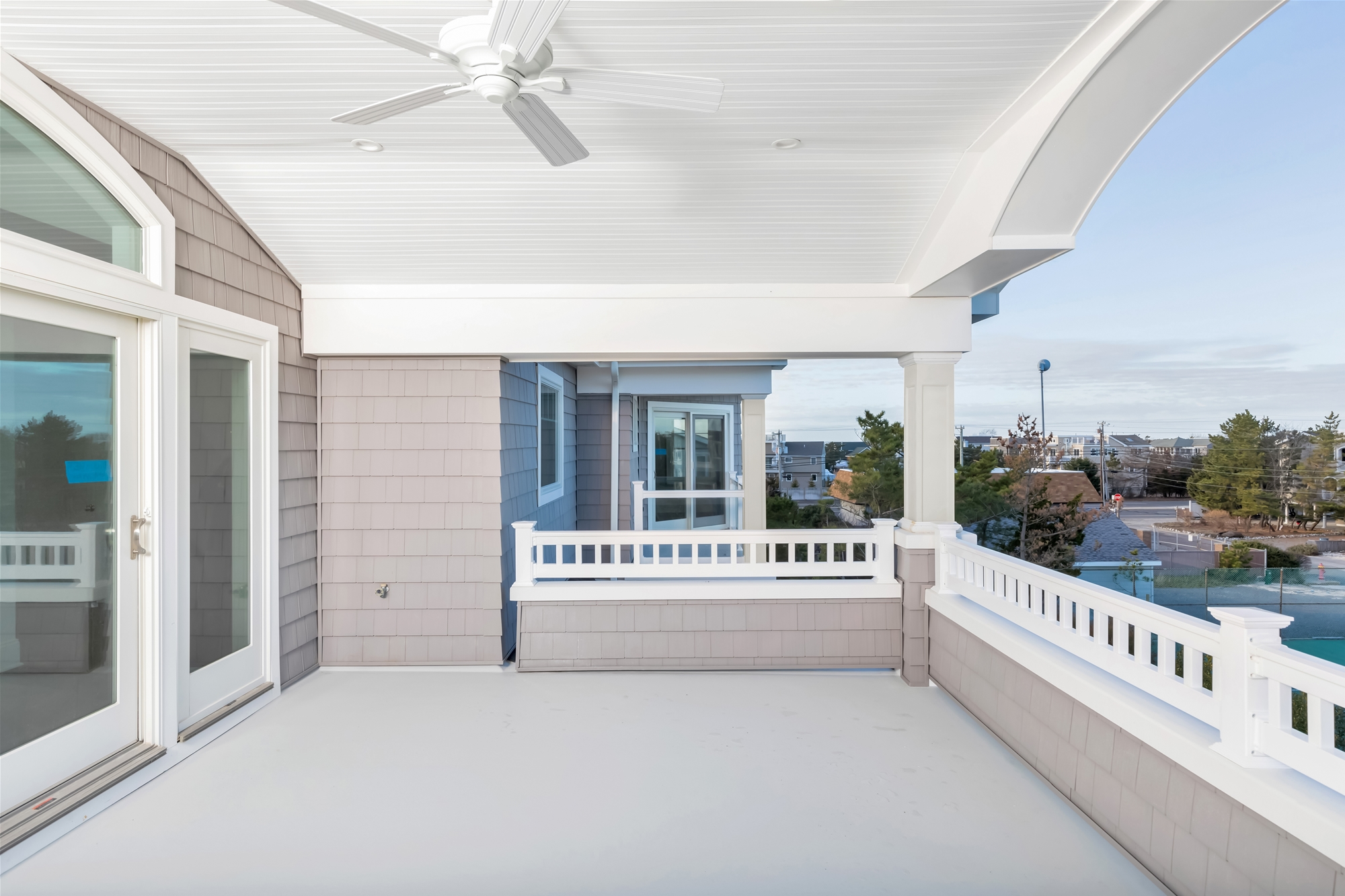 157-C Long Beach Blvd.