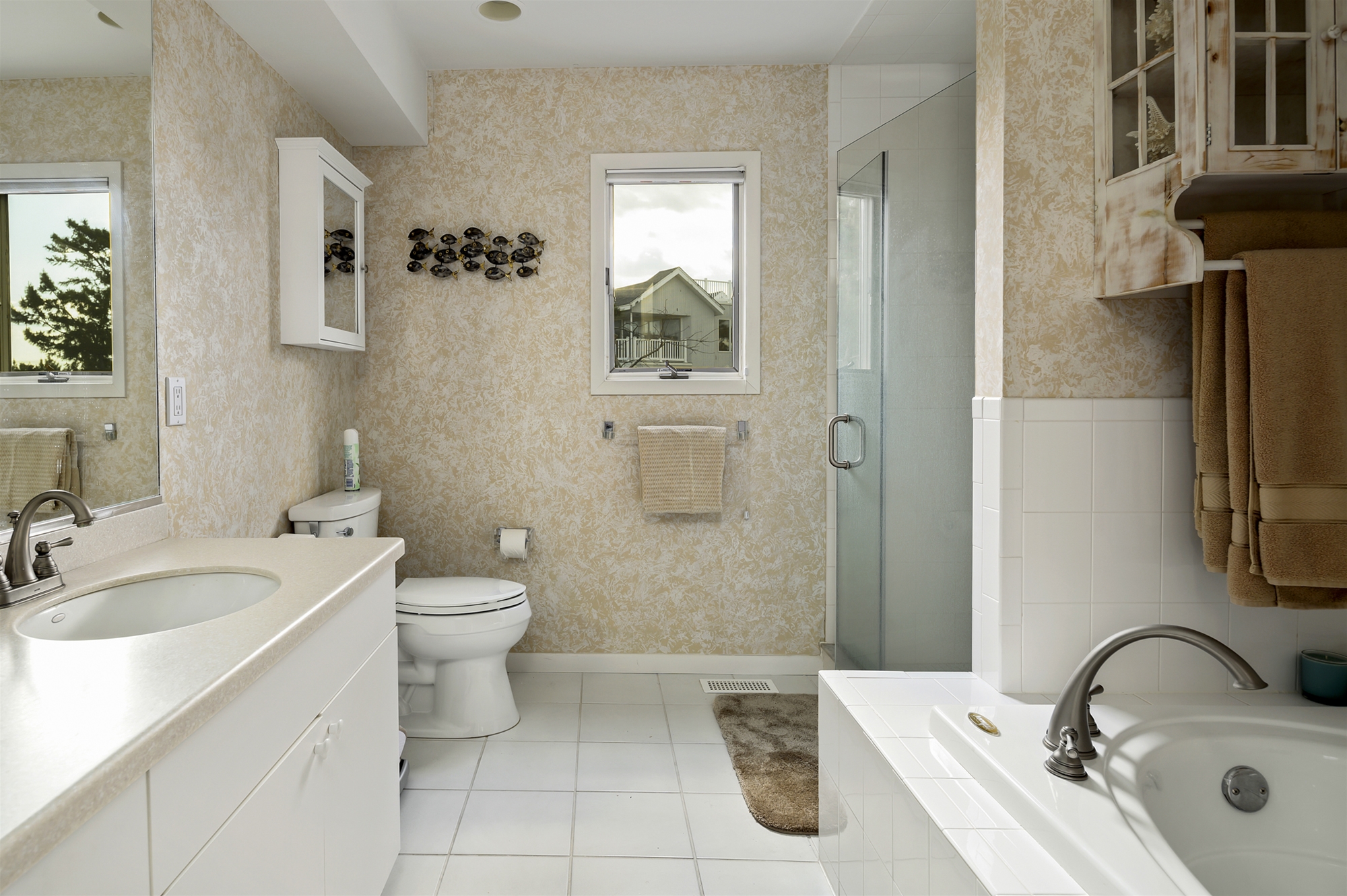 155-D Long Beach Blvd.