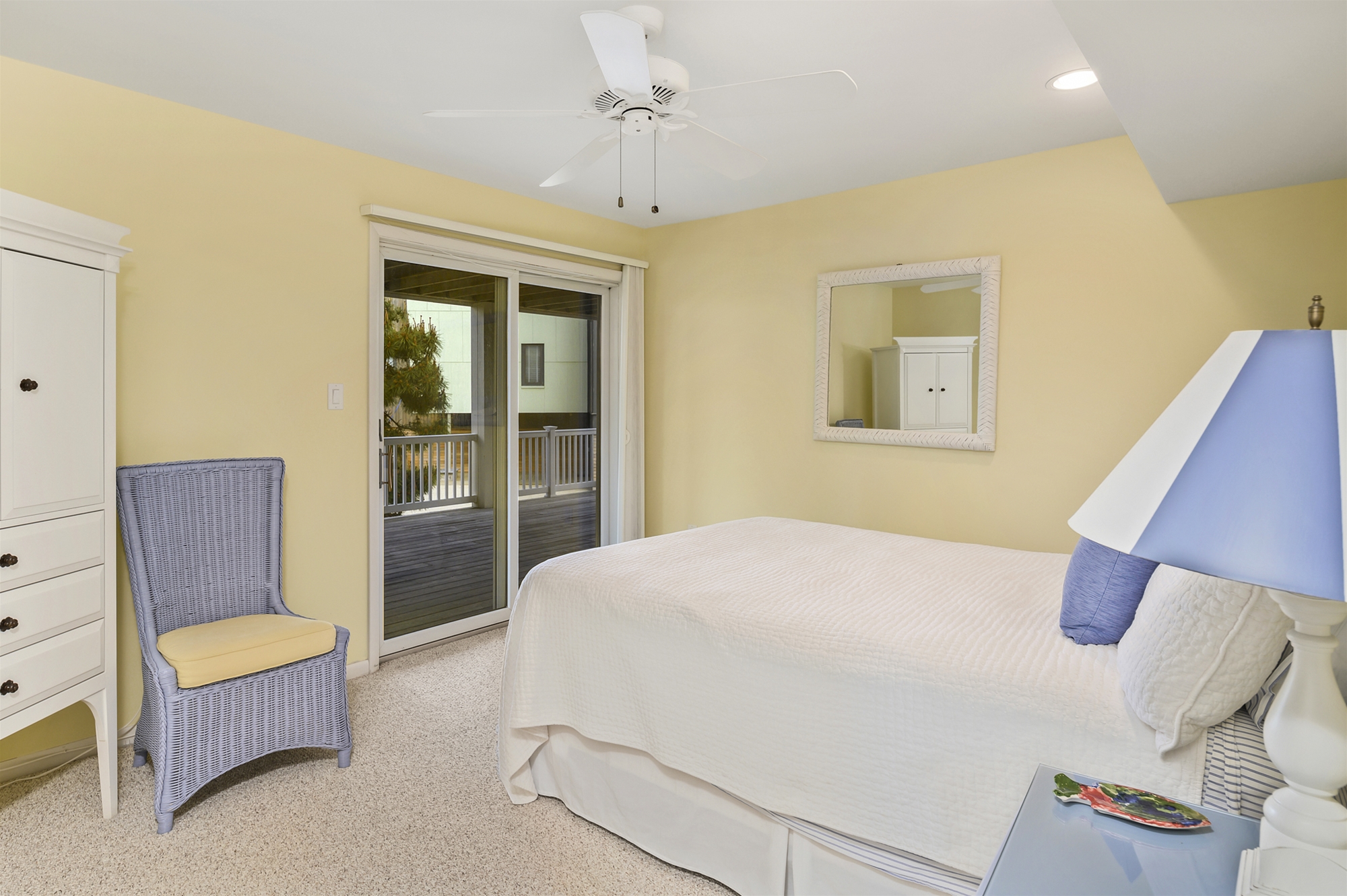 155-D Long Beach Blvd.