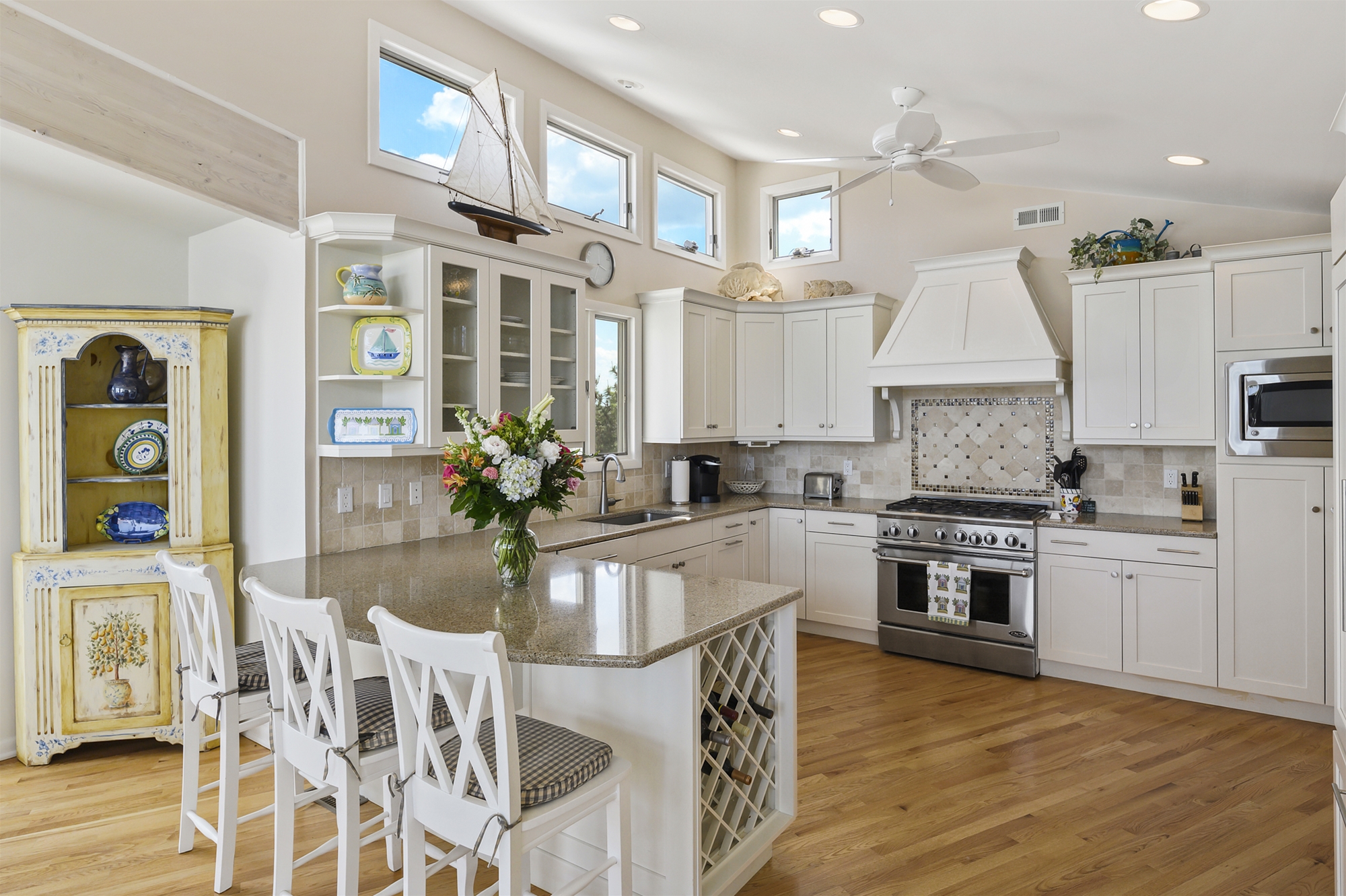 155-D Long Beach Blvd.