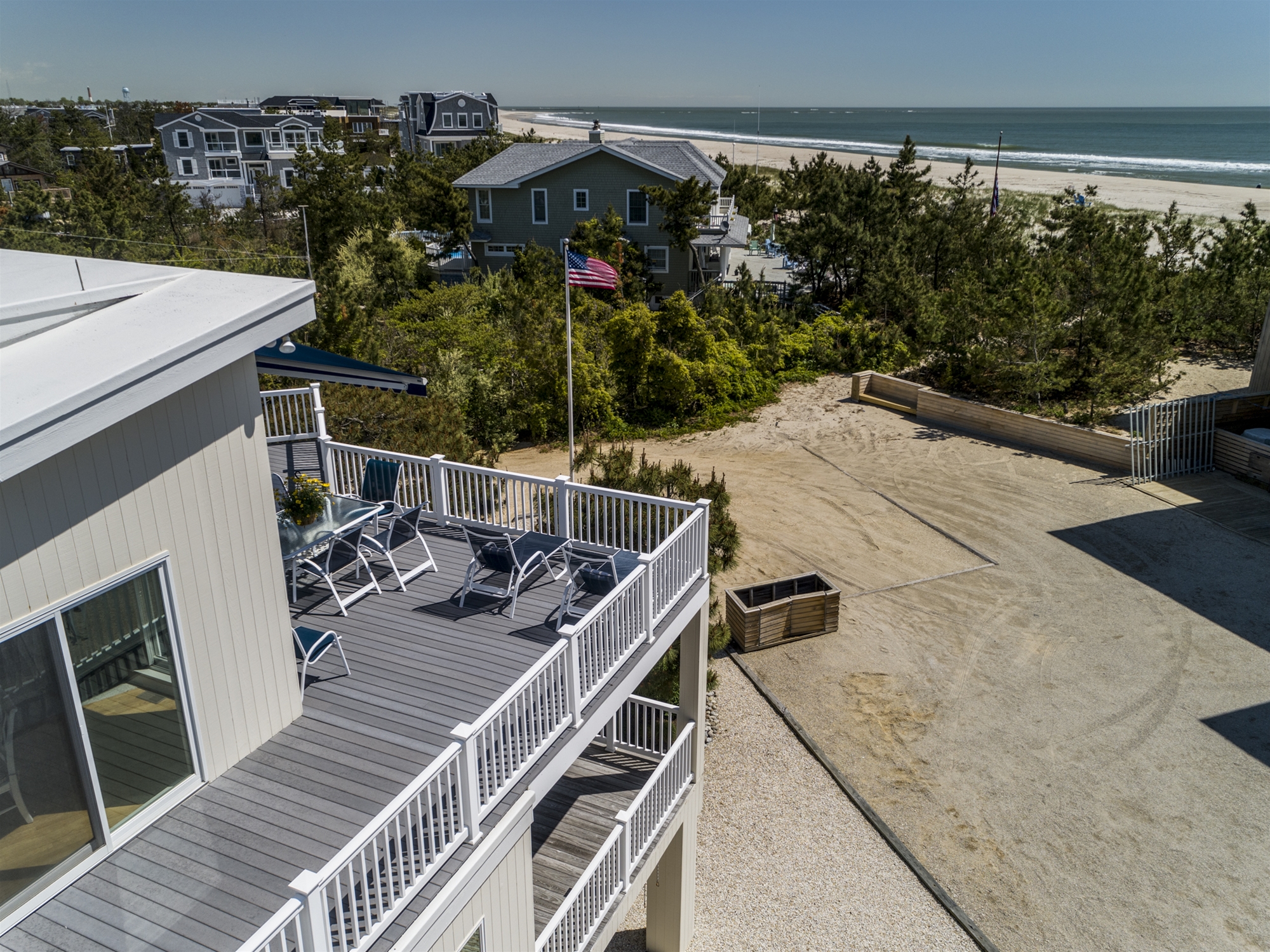 155-D Long Beach Blvd.