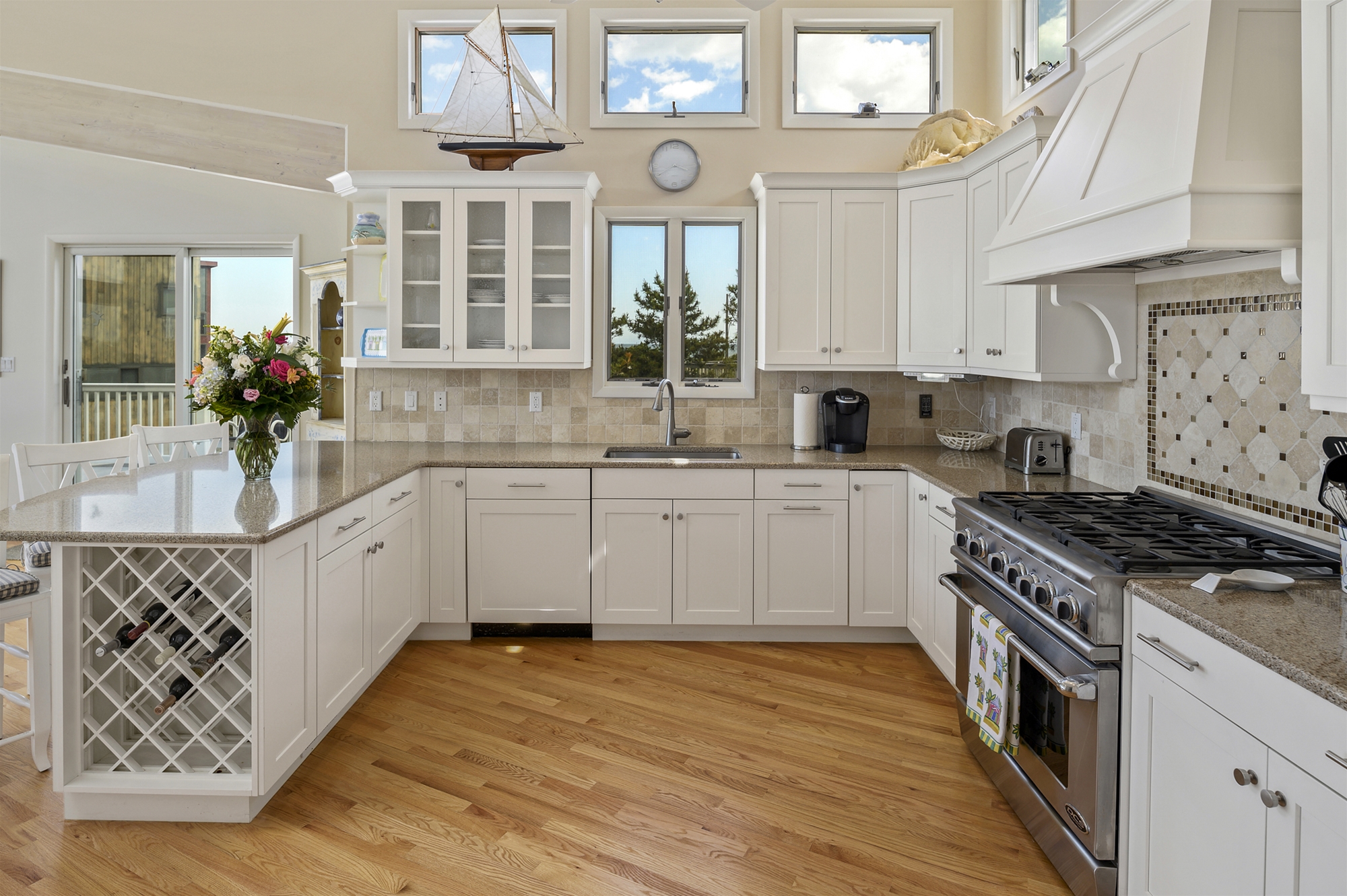 155-D Long Beach Blvd.