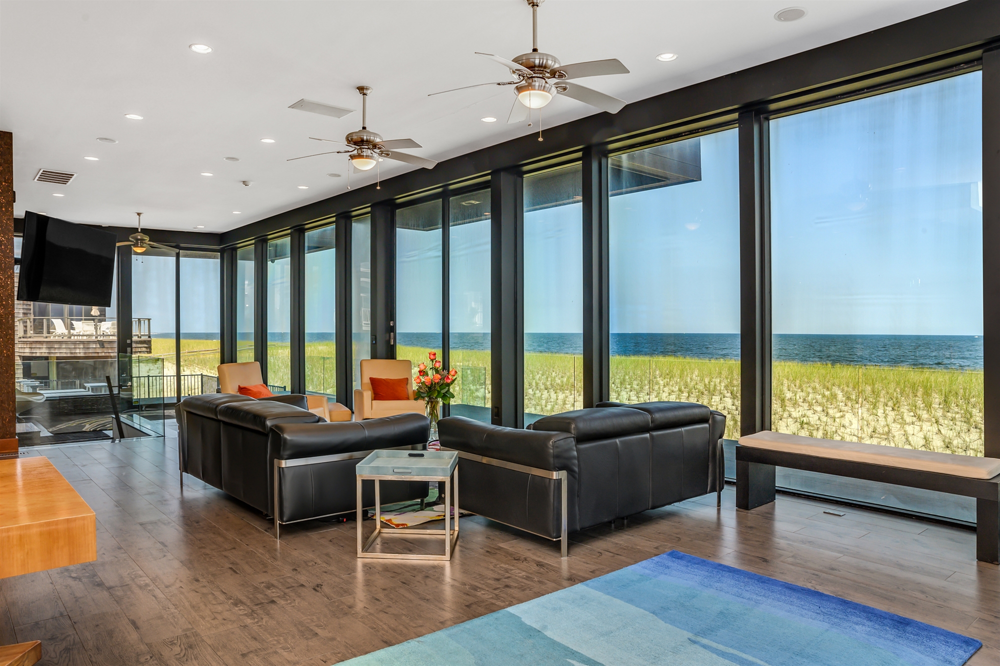 Expansive Ocean Views 