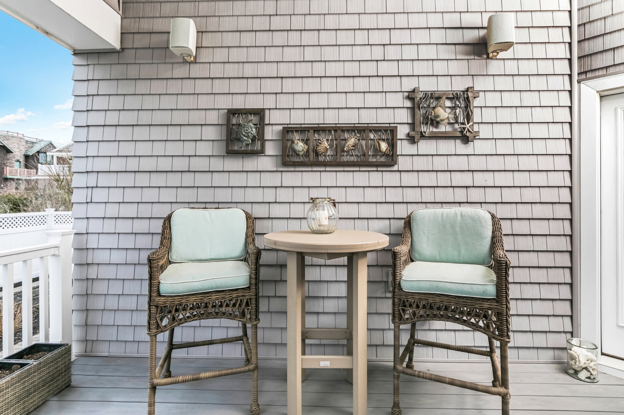 83-C Long Beach Blvd.