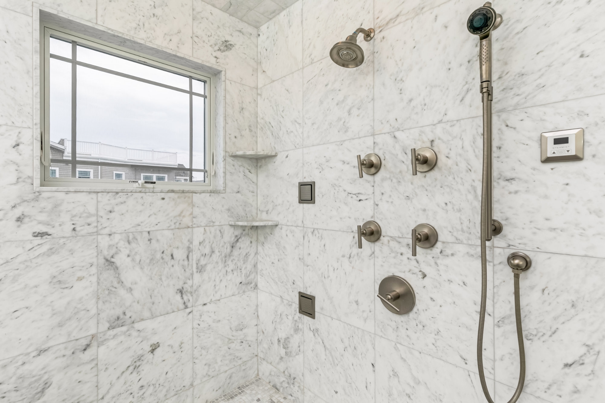 83-C Long Beach Blvd.