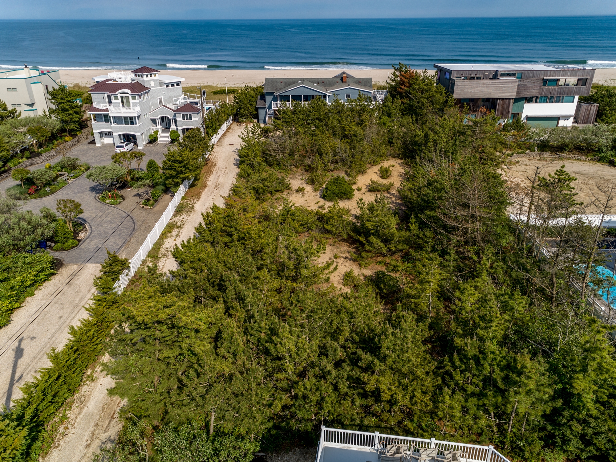 171-C Long Beach Blvd.