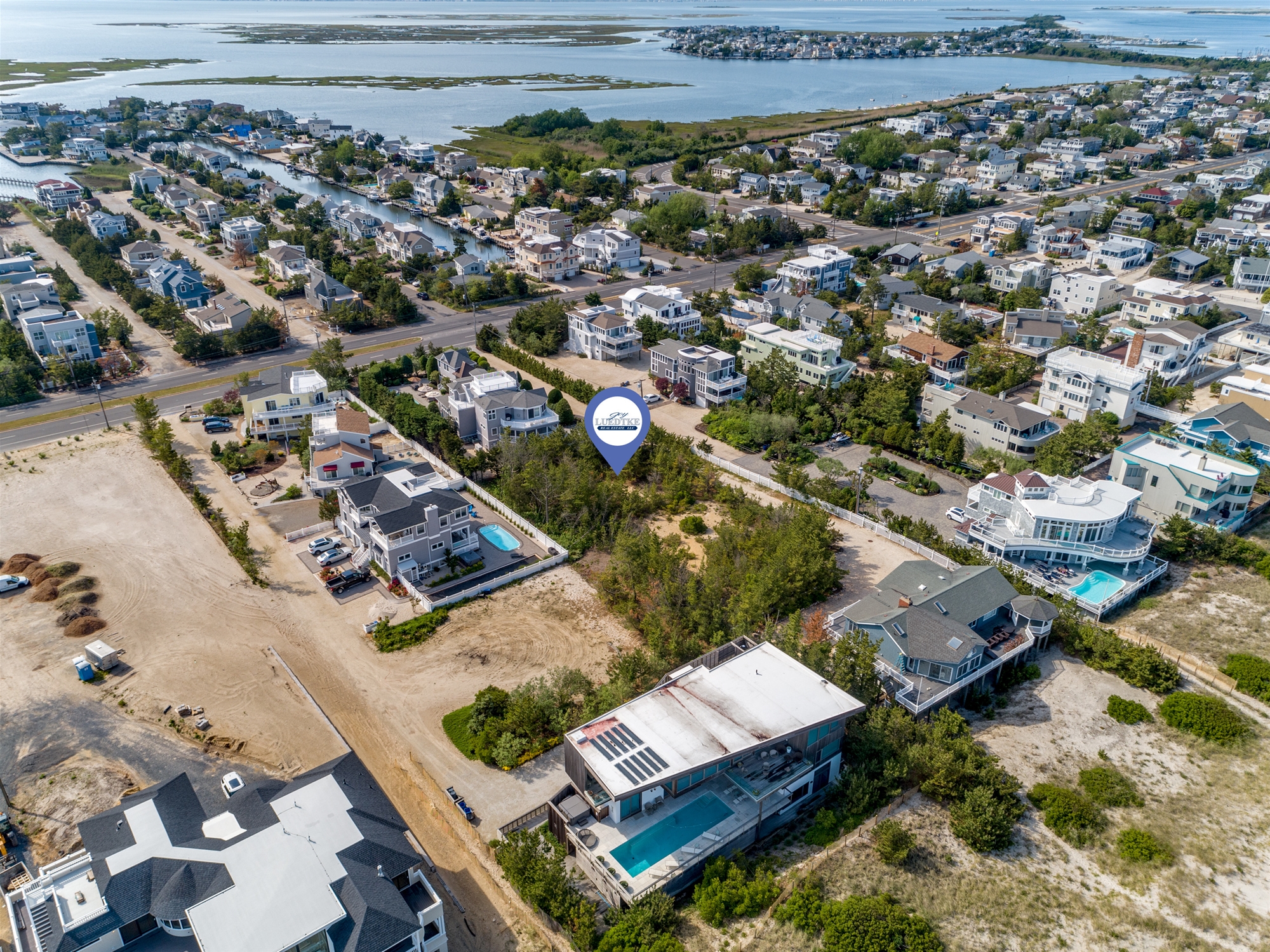 171-C Long Beach Blvd.