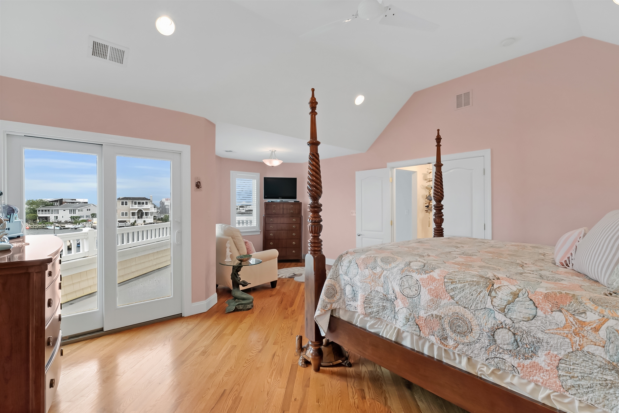 Master Bedroom leading to Balcony Deck
