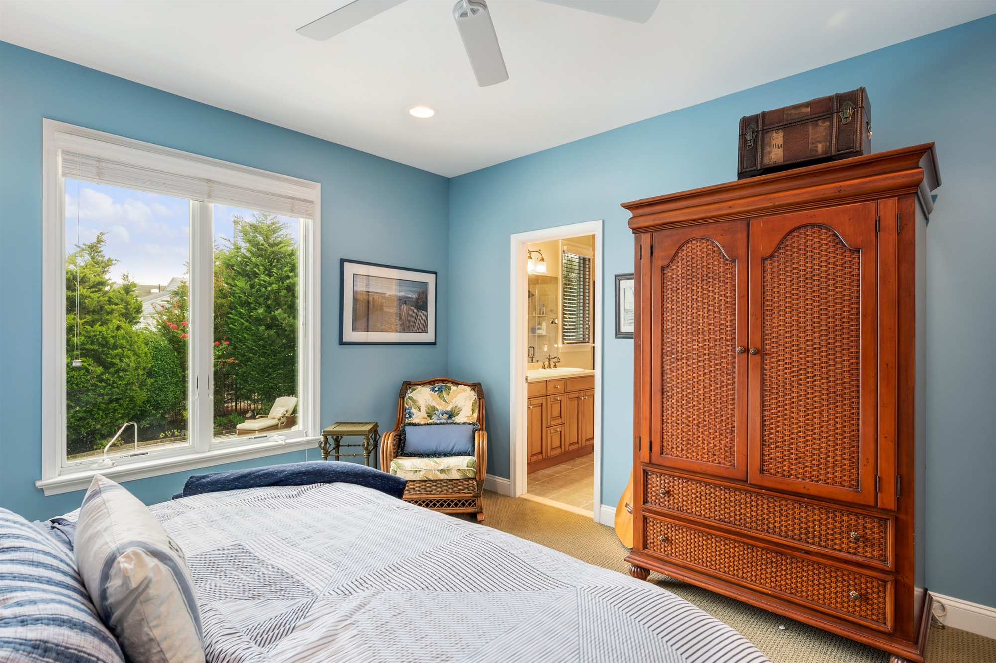Guest Bedroom with Ensuite Bath
