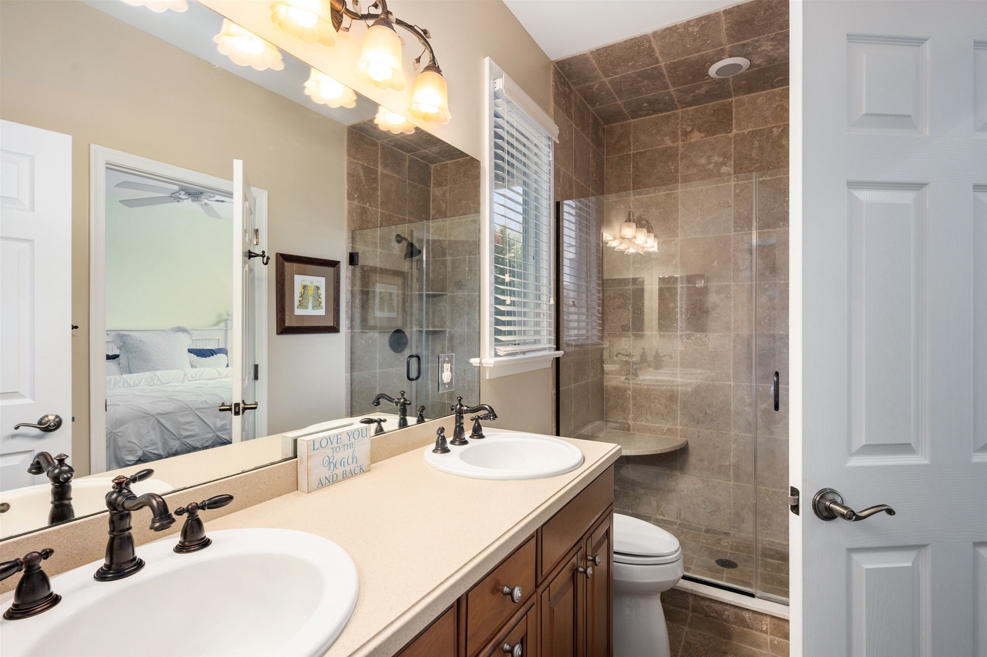 Dual Vanity Guest Ensuite Bath