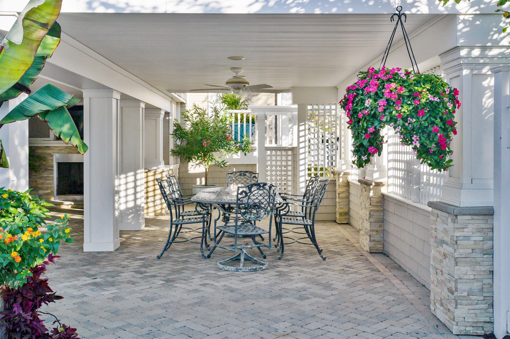 Covered Outdoor Dining