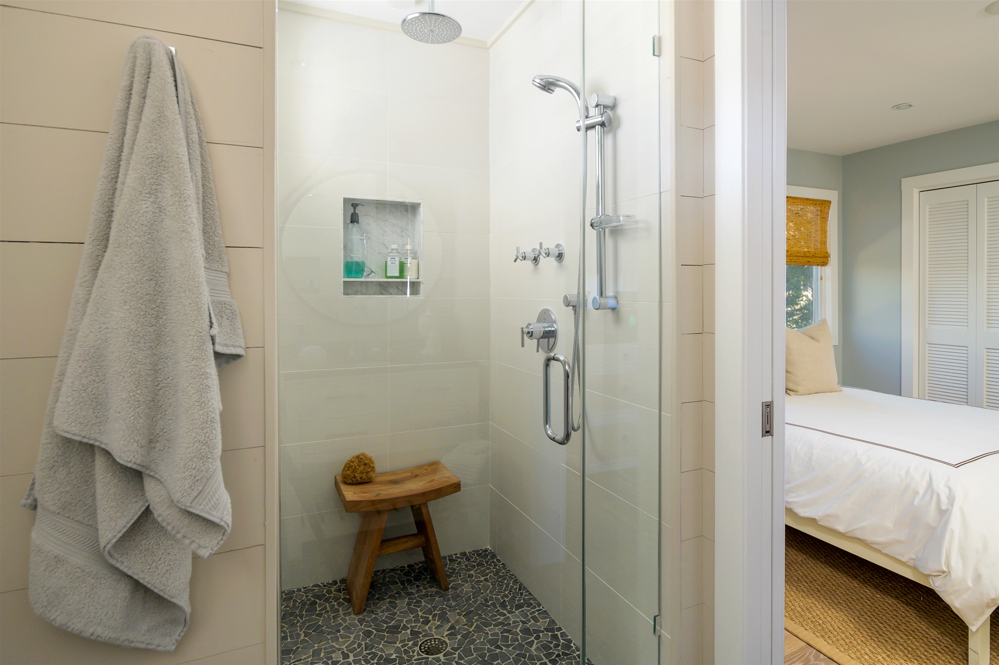 Junior Master Suite Shower