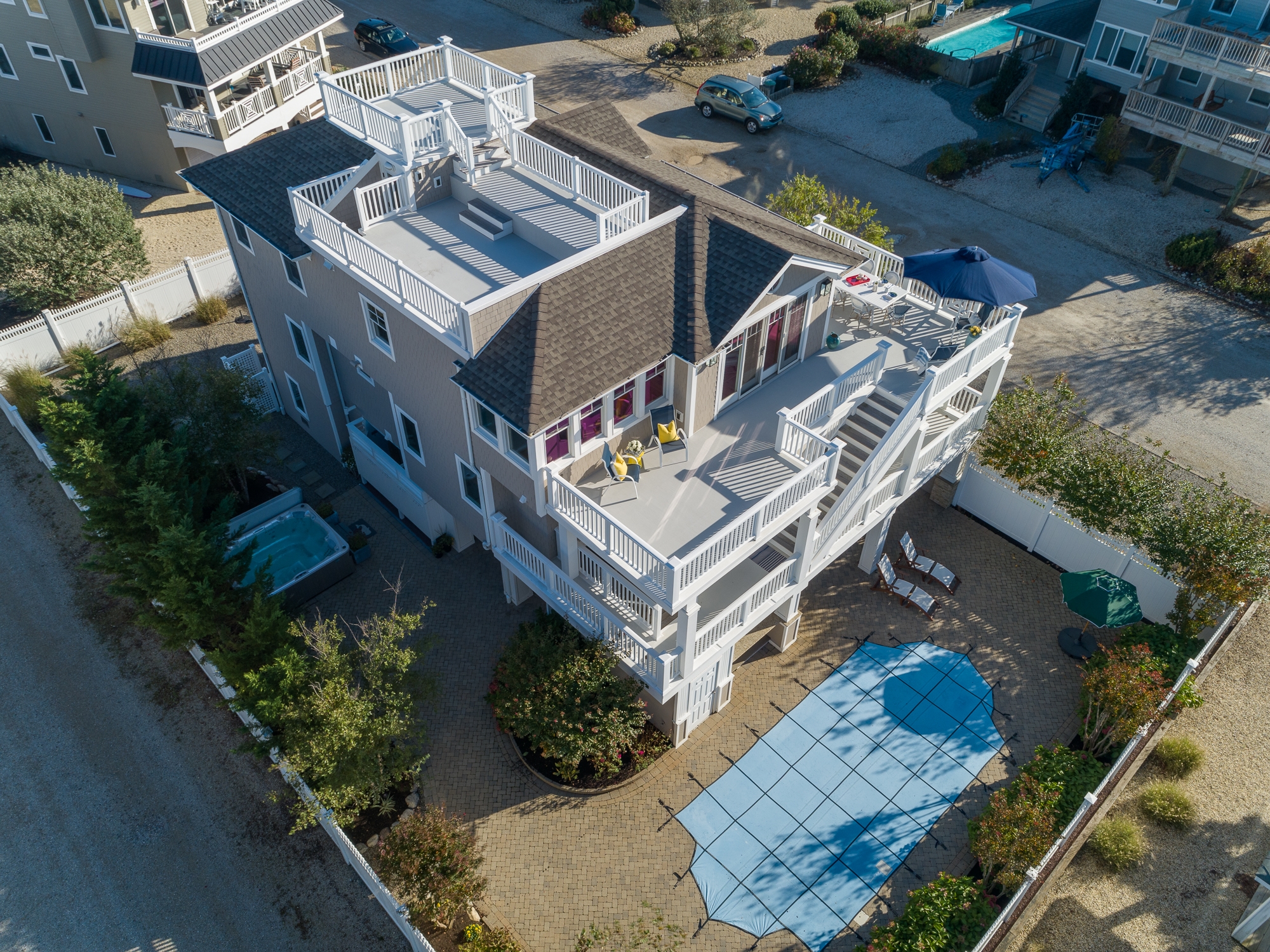 Plenty of Decks with Every View