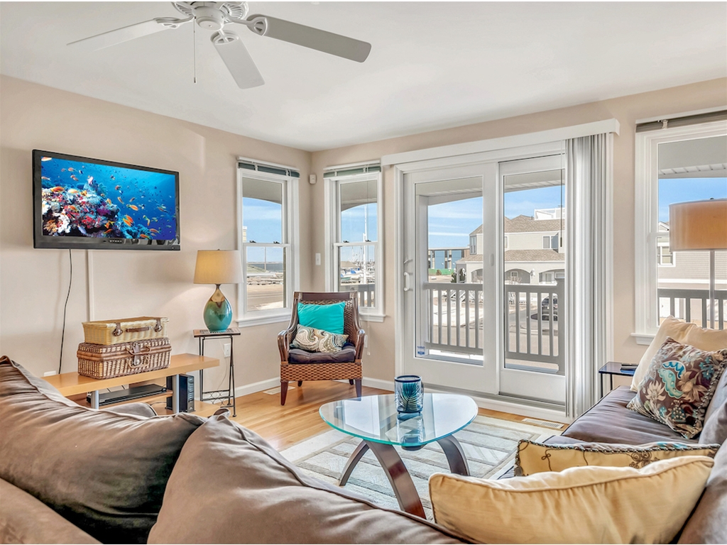 Barnegat Light 4 Bedroom, 3.5 Bath Bayside Joy Luedtke Real Estate