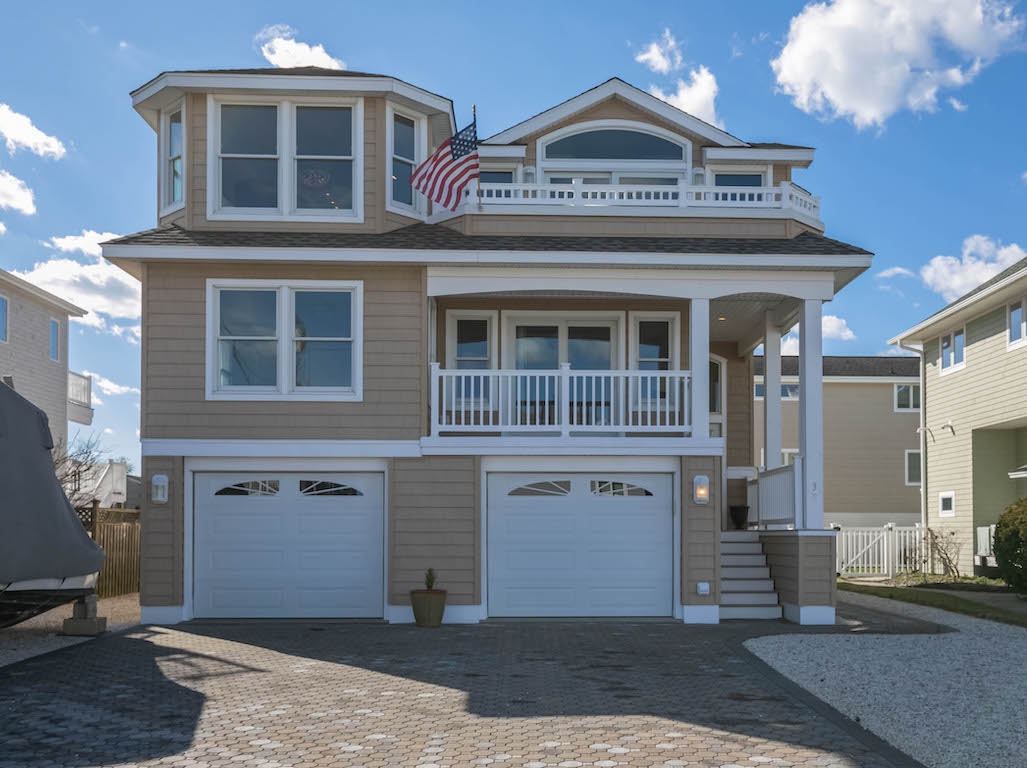 Welcome to Bayview Bliss