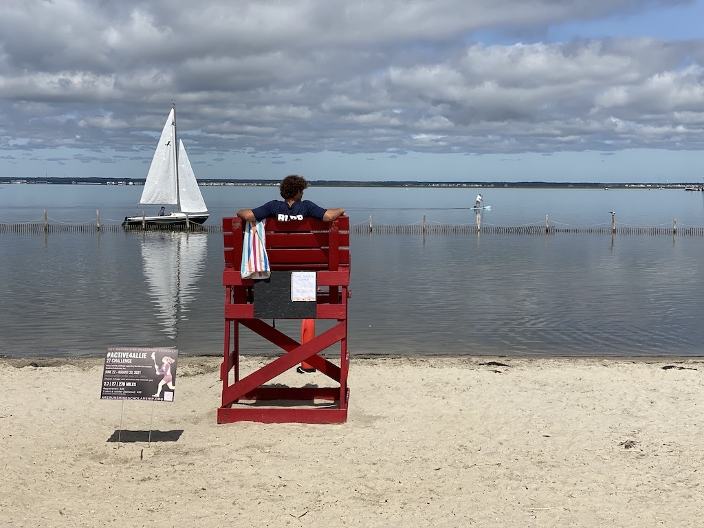 Close to the bay beach on 25th