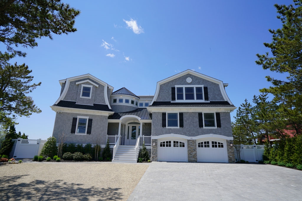 The Quintessential Bayfront in Loveladies