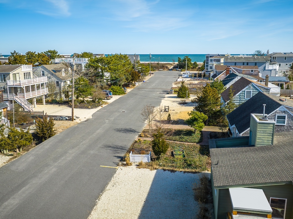 2502 Central Ave , Barnegat Light NJ Joy Luedtke Real Estate, LLC