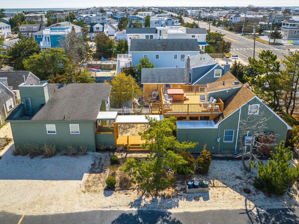 2502 Central Ave , Barnegat Light NJ Joy Luedtke Real Estate, LLC